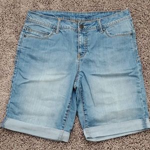Bermuda Jean shorts